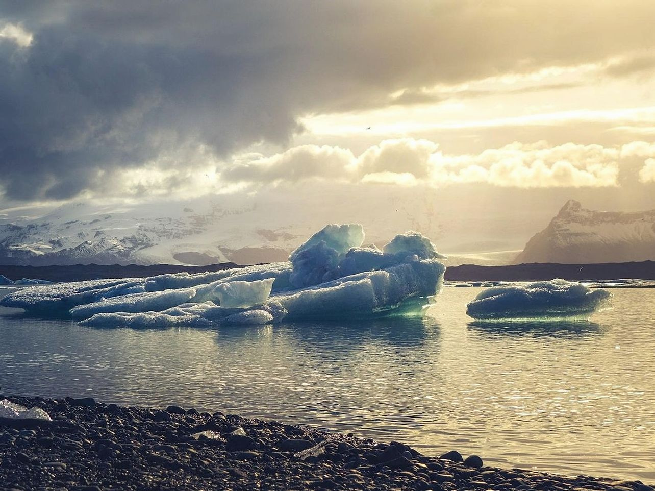 El mismo acceso al hielo en cuatro inviernos distintos